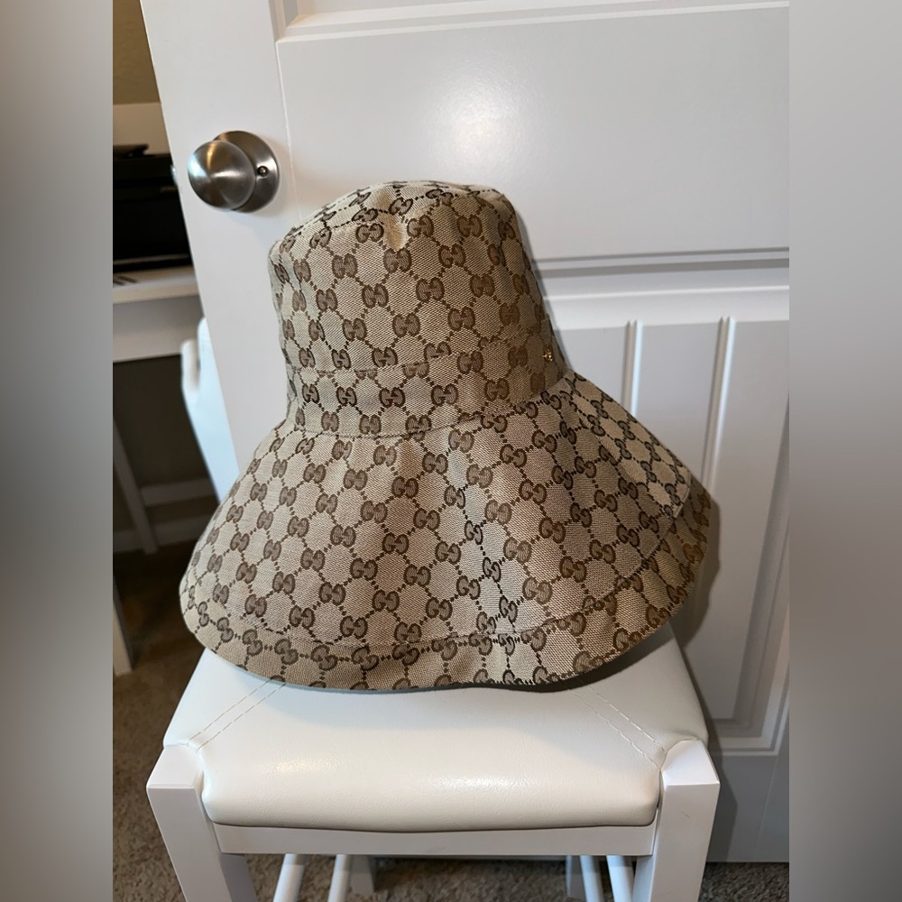 COPY - Gucci Bucket Hat Size Medium Brown GG